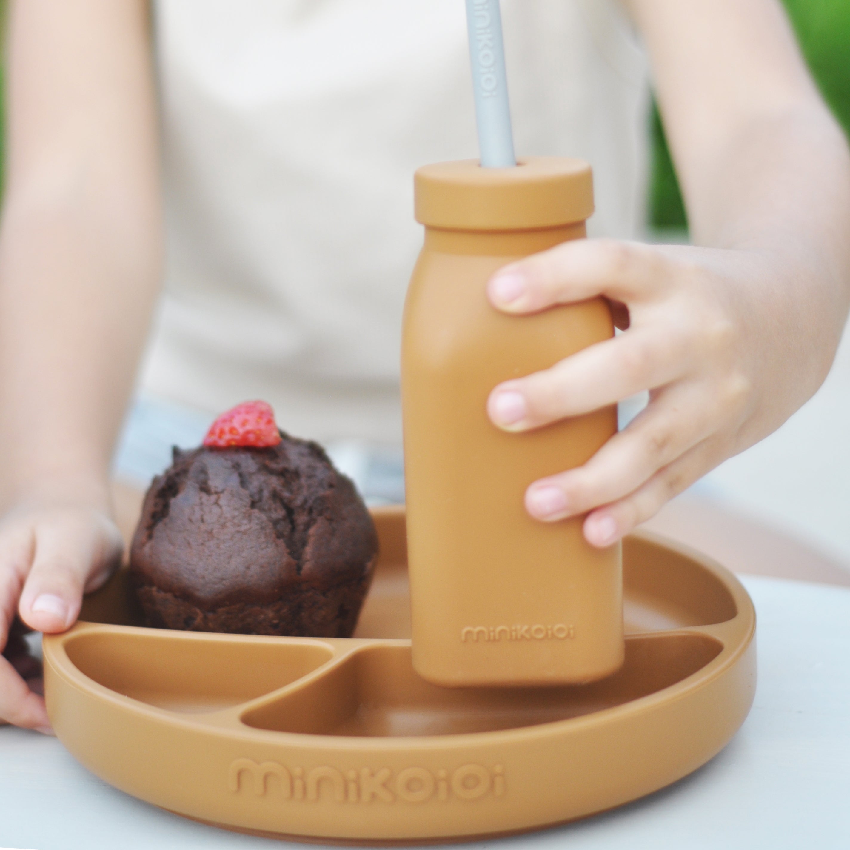 MinikOiOi Bottle + Straw - Drinking bottle with straw