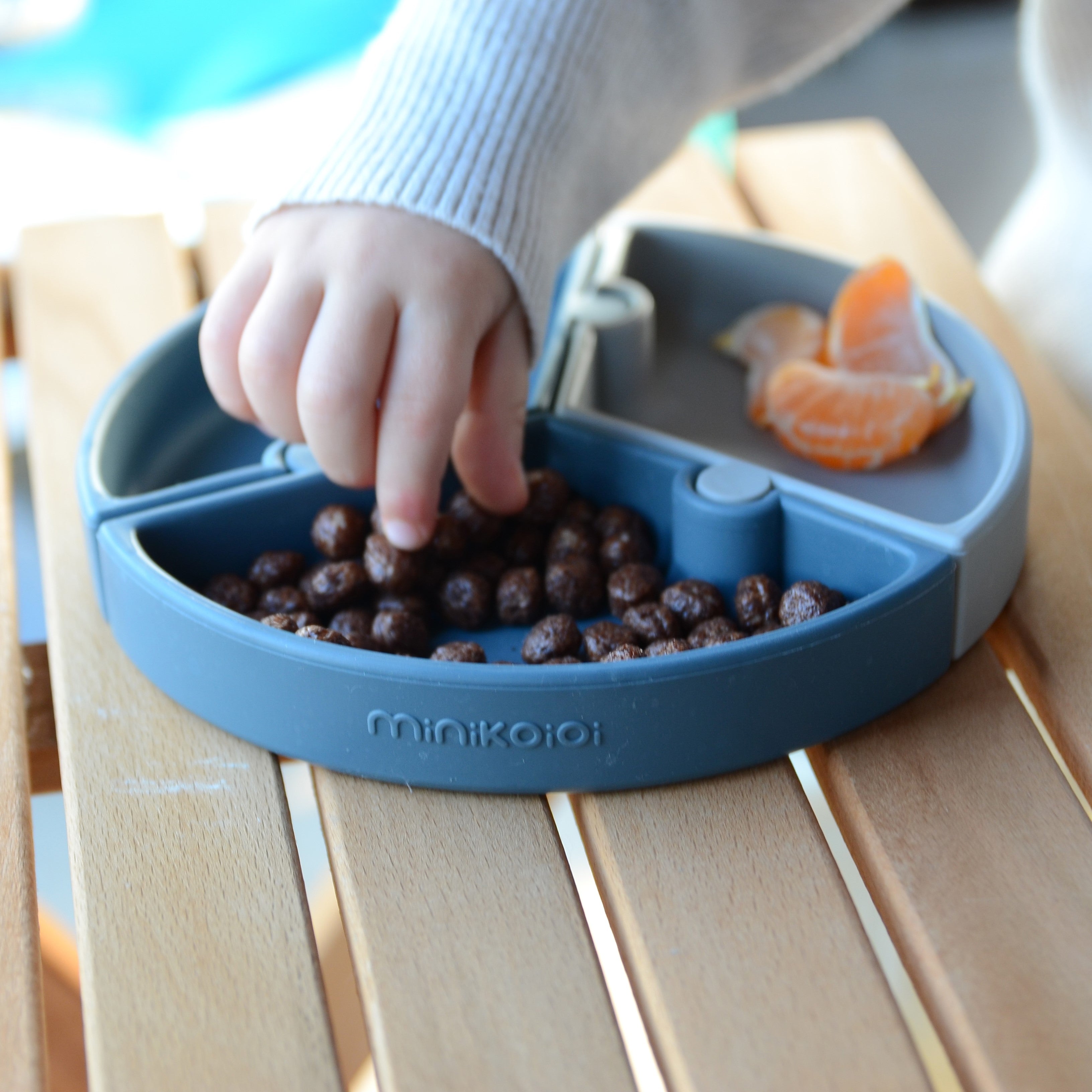 MinikOiOi Puzzle - Silicone Suction Plate in Puzzle Shape