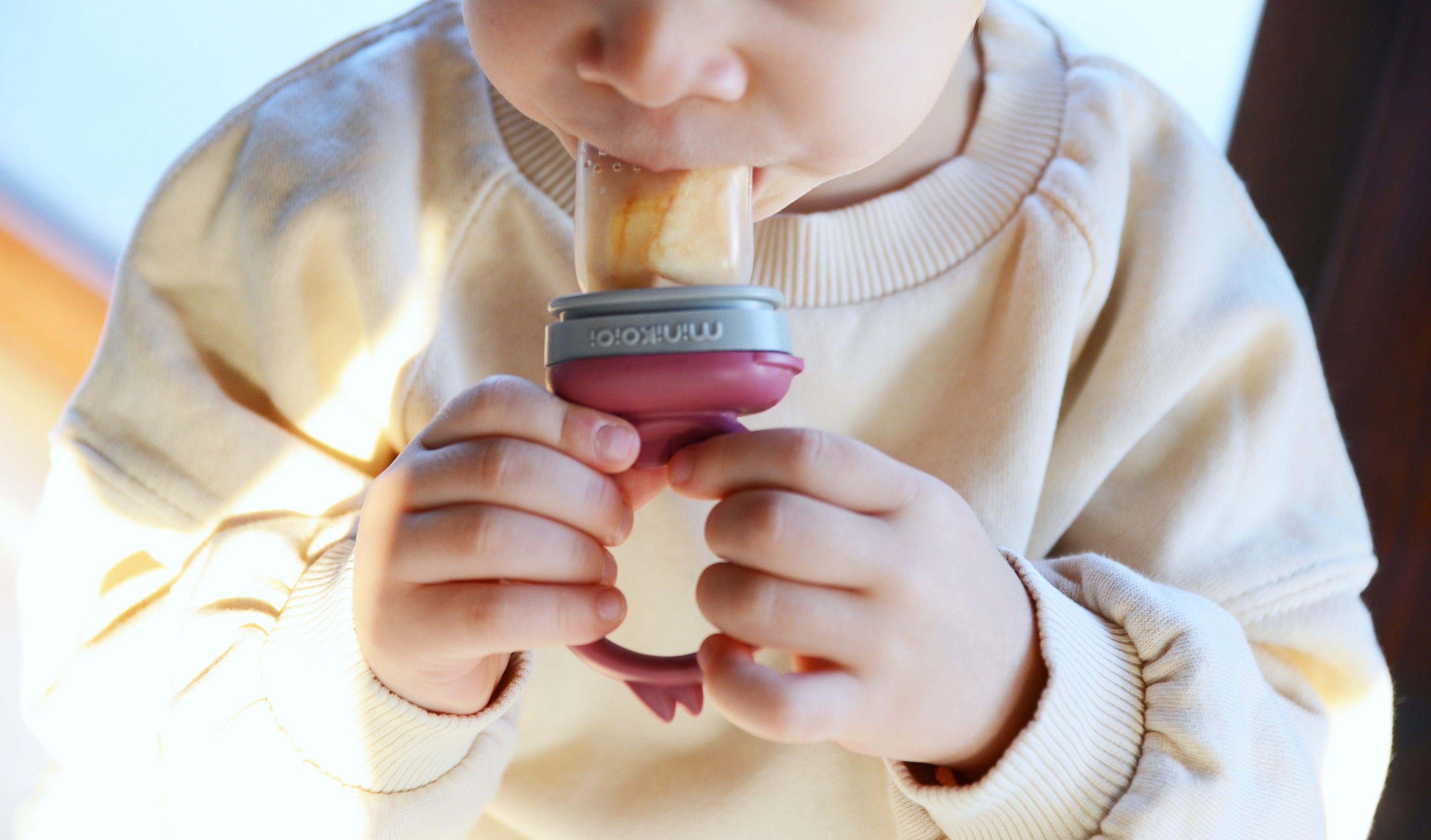 MinikOiOi Pulps - Silicone Fruit Feeder