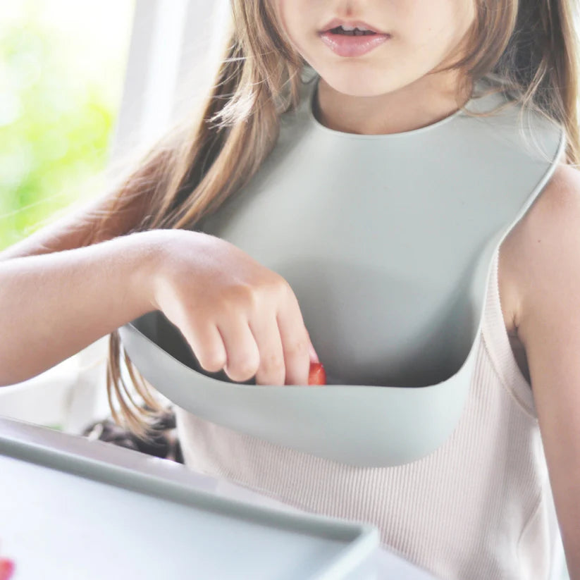 Basics Bib - Silicone Bib